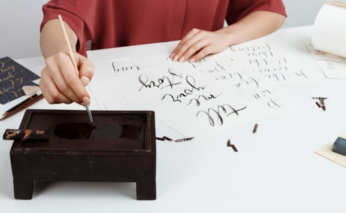 Jememôtre: Meaning, Origin, and How It's Used